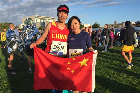 五星红旗闪耀柏林。