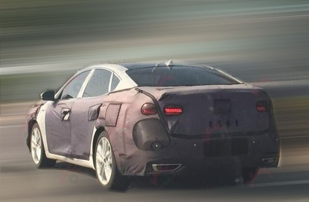 全新起亚K7国内谍照曝光 或即将国产