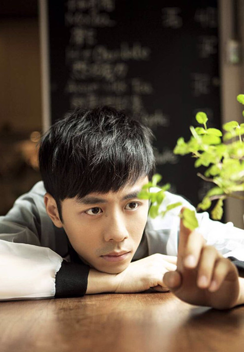 《原来是你》黄艺馨神搭档 成功变"装"