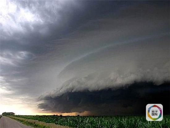 西半球最强飓风帕特里夏逼近墨西哥