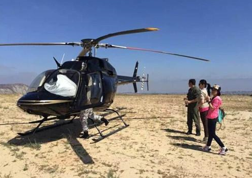 中国富人在美国租用直升机狩猎