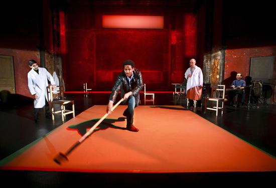 《惊奇的山谷》剧照