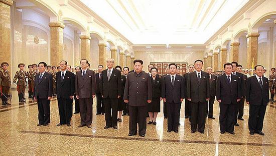 朝鲜官员生活图片