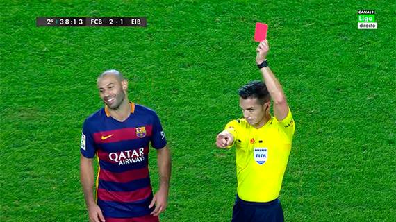 周末的3-1击败埃瓦尔的比赛中,马斯切拉诺涉嫌辱骂边裁被直接红牌罚下