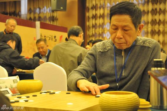 韩启宇在比赛中(新浪体育资料图)