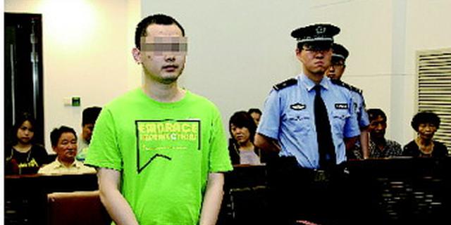 房东为报复开水浇幼童获死缓