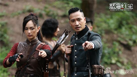 《怒海红尘》林啸（何晟铭饰）和苏梅（杰西卡·C饰）