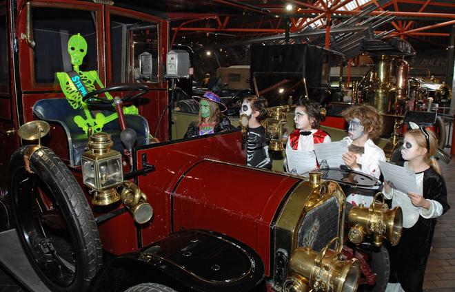 万圣节不装饰一下爱车能出门吗？