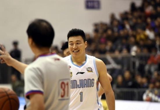 李根:北京有很多兄弟 对他们全力以赴才是尊重_CBA_新浪竞技风暴_新浪网