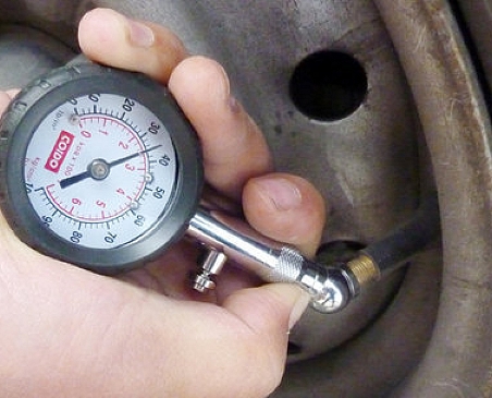 这些节油误区其实是在毁车 你中招了吗？