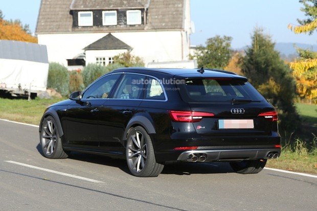 搭3.0T动力 曝全新奥迪RS 4 Avant谍照