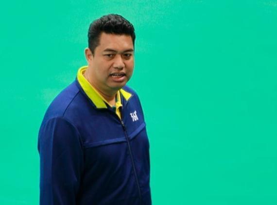 北汽女排主帅加提蓬