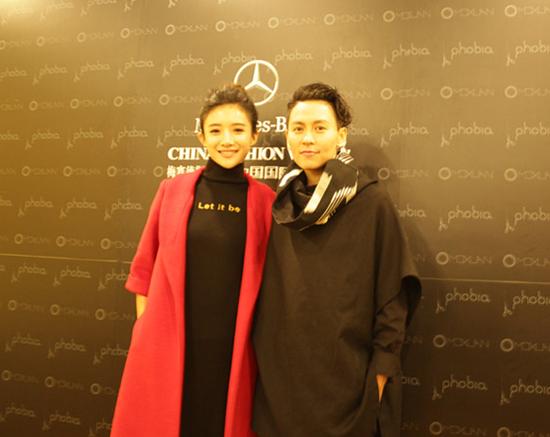 最美女主播蔡紫跨界时尚受追捧