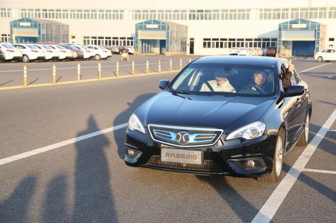 智新动力 北汽创新分时租赁布局新能源