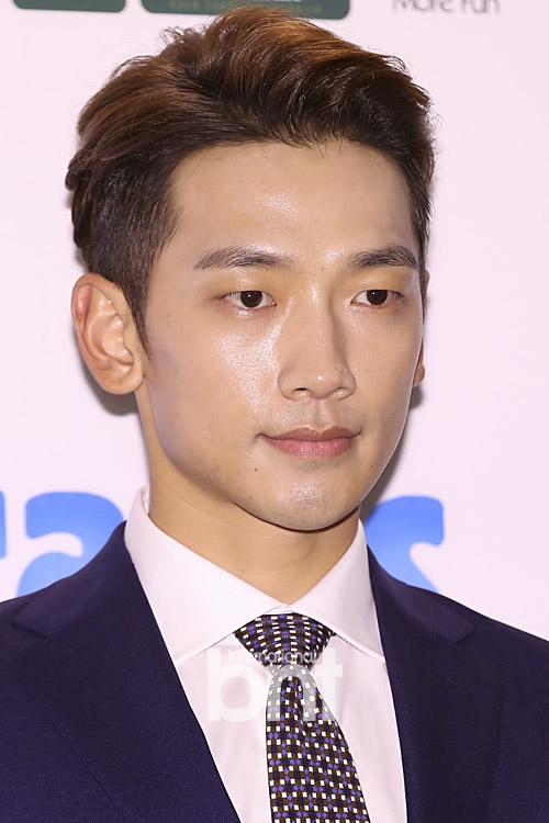 rain新浪娱乐讯 韩国歌手rain将于11月以中国为起点开展世界巡回演唱