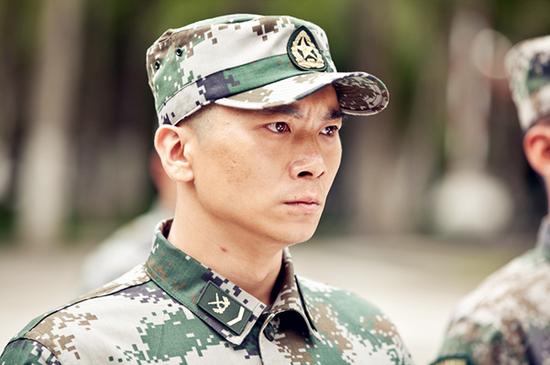 军旅剧《雪域雄鹰》王大奇再续军人情结|冯丹滢|雪域雄鹰|王丽坤_新浪