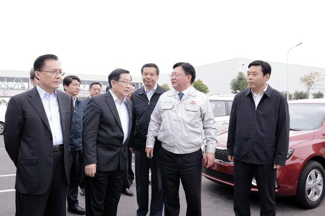 全国政协副主席万钢视察东风悦达起亚