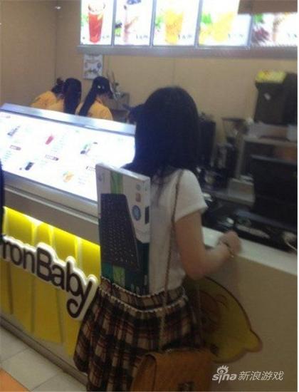 敲出“UNLOCK”可解锁