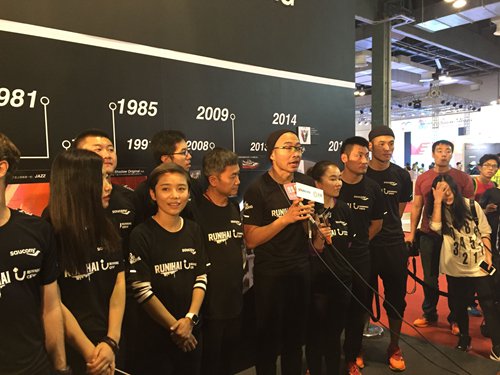 于嘉许飞谈跑步经验