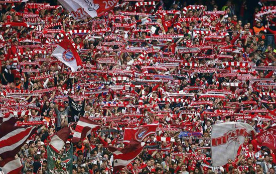 红色的拜仁看台