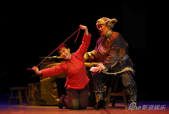 歌剧《白毛女》精彩唱段《扎红头绳》