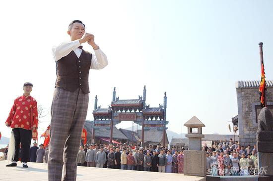 杨志刚形象变化大