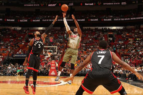 韦德生涯总得分超越皮蓬