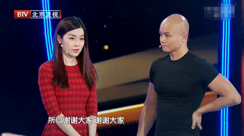 乐嘉陪同林嘉丽告别舞台