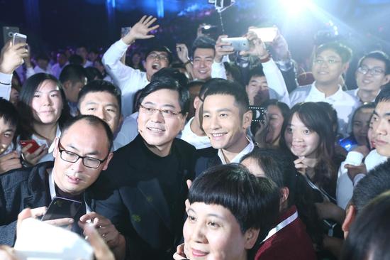 联想发布YOGA系列新品