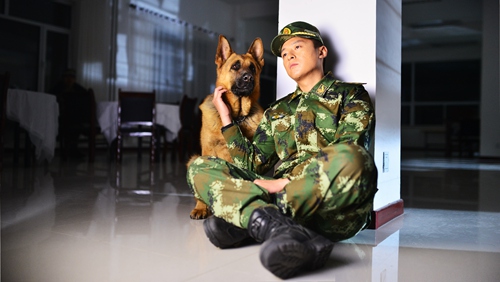 《反恐特战队》朱雨辰变身"猛萌硬汉"