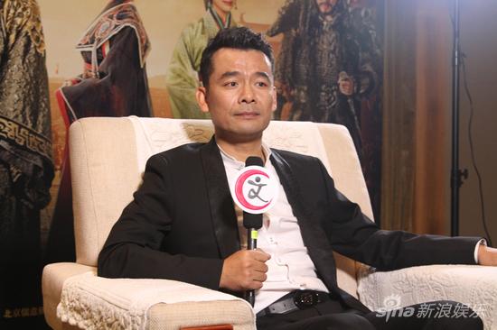 宋佳伦接受媒体采访