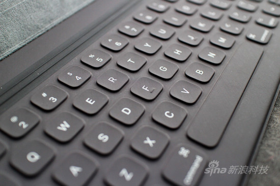 smart keyboard键盘表面材质