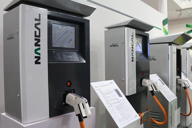 私人电动车或迎井喷 公共充电桩短板明显