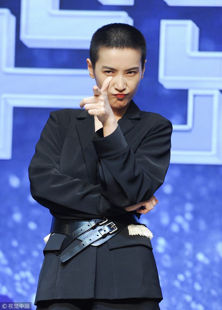 韩庚谦让c位吐槽李媛身高 山下智久脱衣自拍狂凹造型|山下智久|李媛|