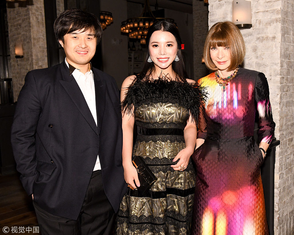 余晚晚成立基金支持Met Gala 安娜·温图尔、秦舒培亮相庆祝晚宴