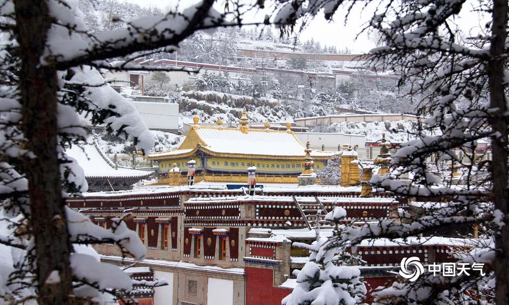 雪后的塔尔寺古风古韵宛如画卷