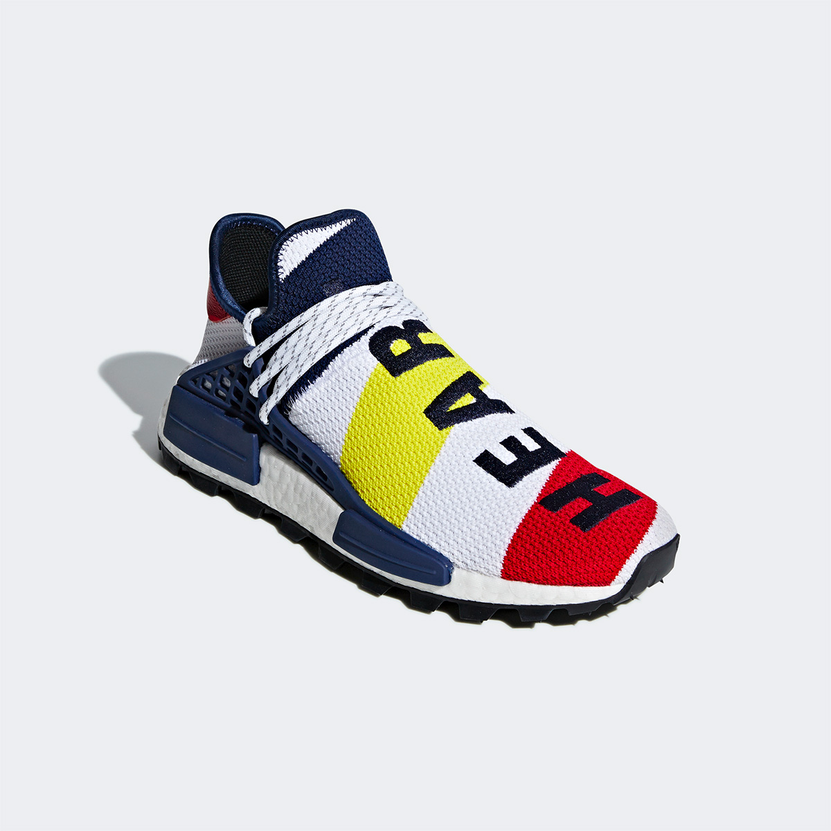 菲董联名 bbc x adidas hu nmd 刚刚发售!