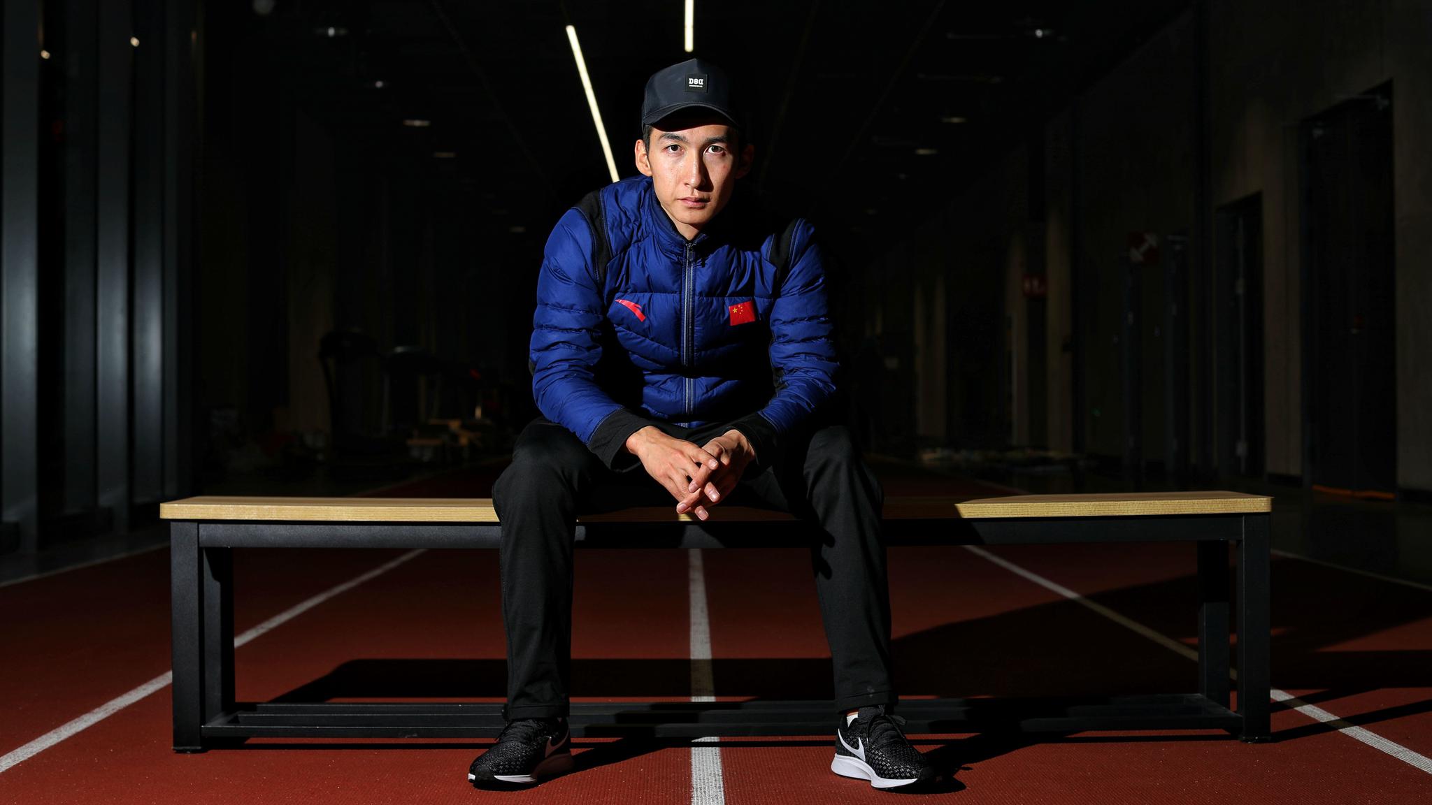 更新武大靖以身作则做好标兵