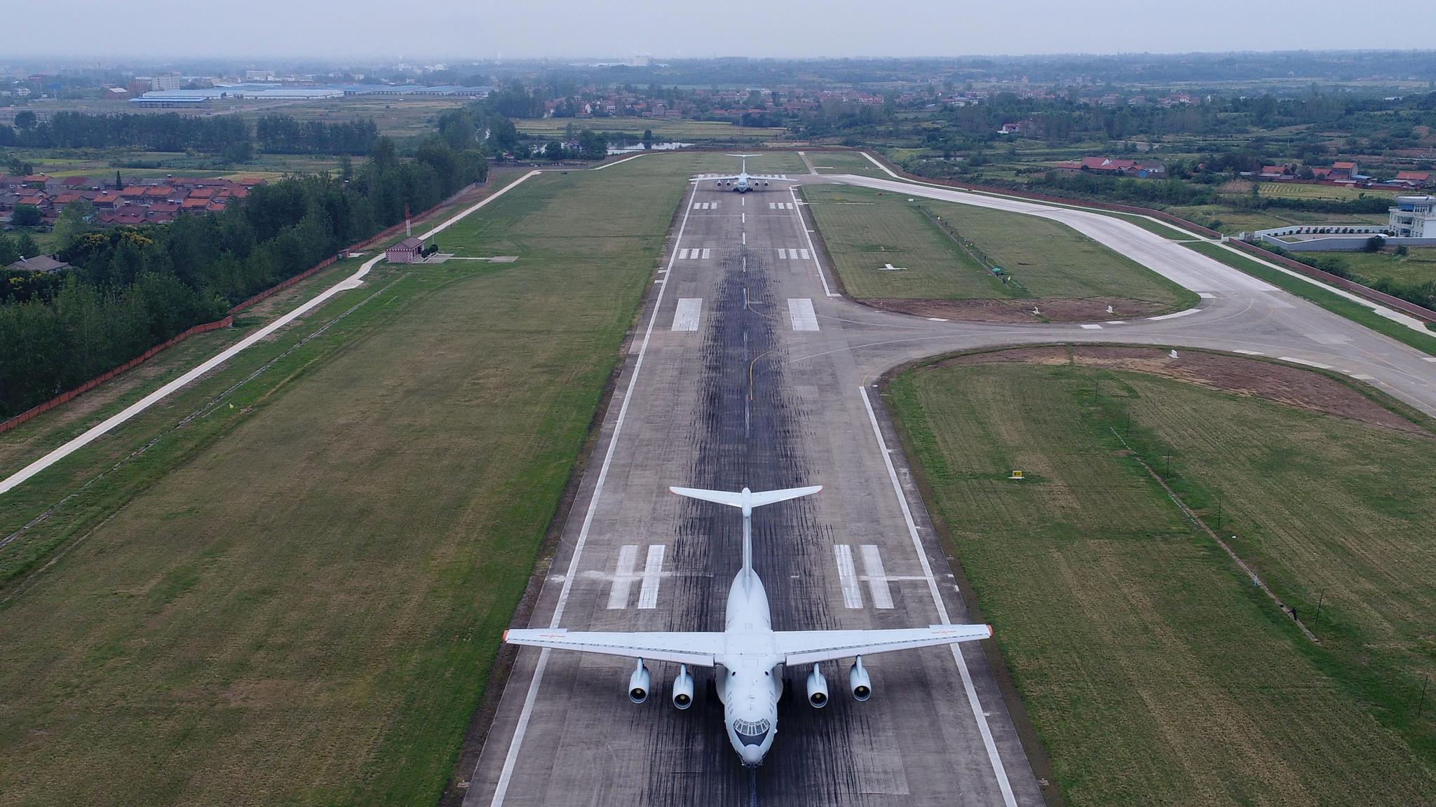 高原航线开拓者承担跨国重任|高原|陶冉|空军_新浪新闻