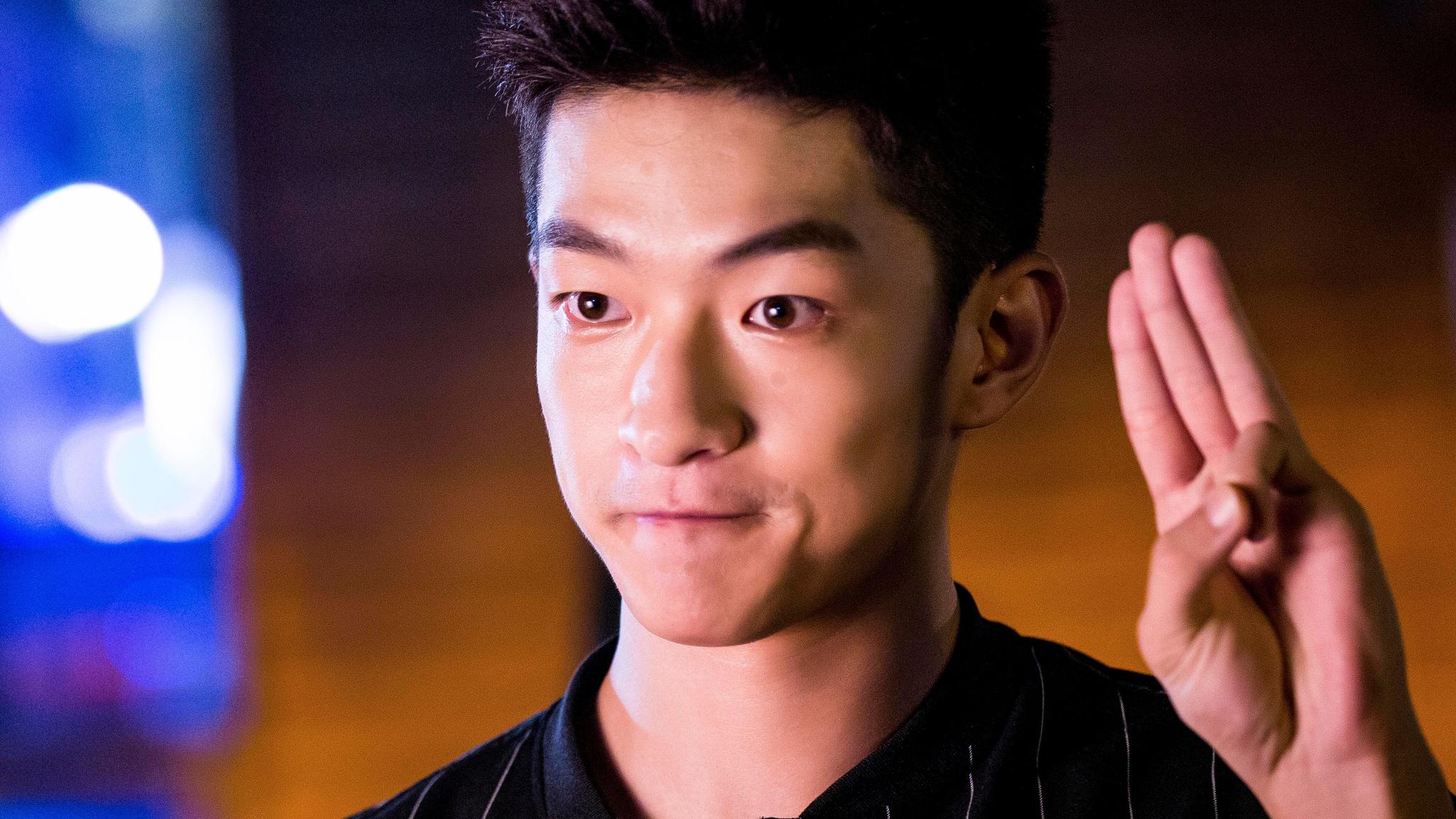 屈楚萧豆瓣草女 《流浪地球》火了他却被扒上热搜 - 法律法规网