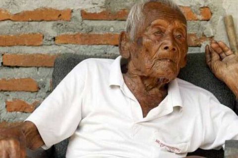 印尼一位老人活到了146岁  结过四次婚  最大愿望是想死
