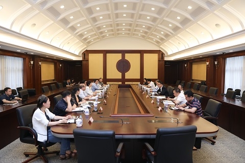 上海市合作交流工作党委书记合作交流办公室主任姚海一行来复旦大学