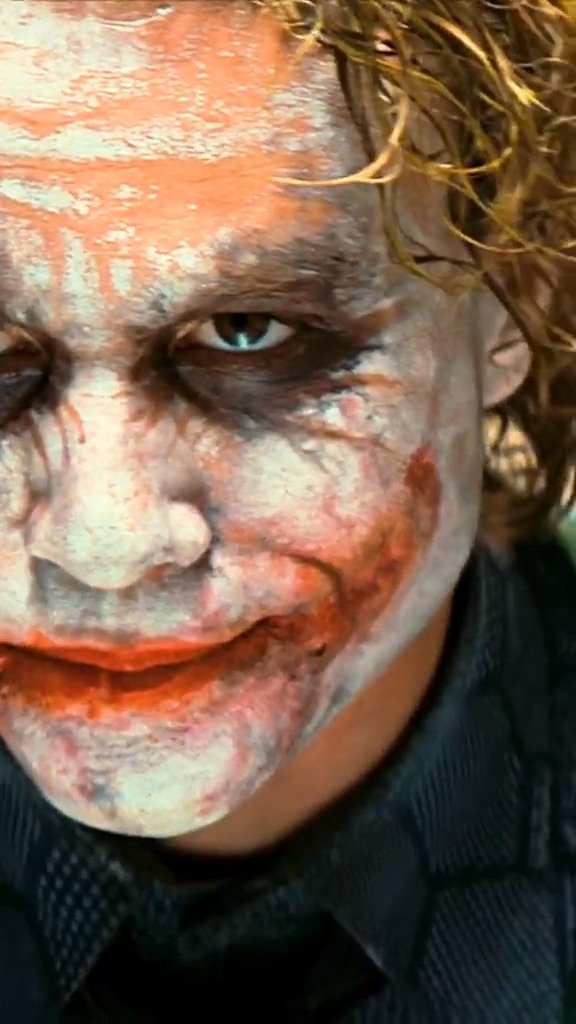 莱杰的小丑是心目中最经典的一代.