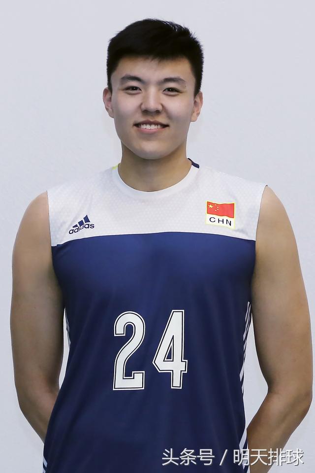 中国男排世联赛26人报名照出炉这才是男模队啊
