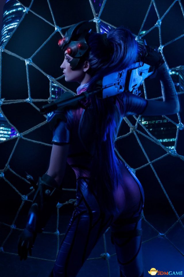 《守望先锋》黑百合cos美图 酥胸半露性感火辣