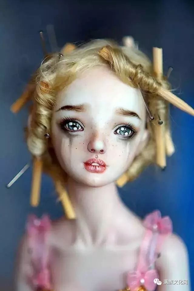 由俄罗斯裔加拿大艺术家人称"娃中爱马仕"enchanted doll下边就