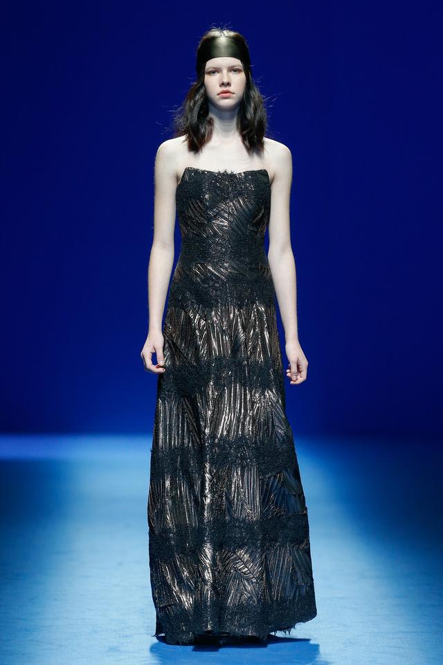 beautyberry·王玉涛 中国国际时装周2019秋冬发布|王玉