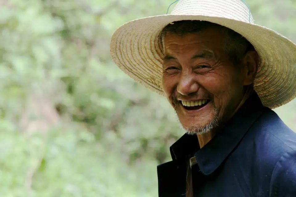 治愈心灵的短片《微笑的力量》,你笑起来的样子真好看!