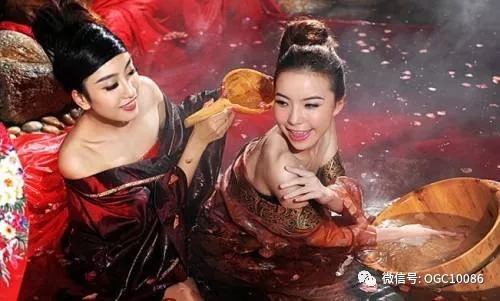 古代没牙刷和沐浴露,古人是怎样刷牙和洗澡的?