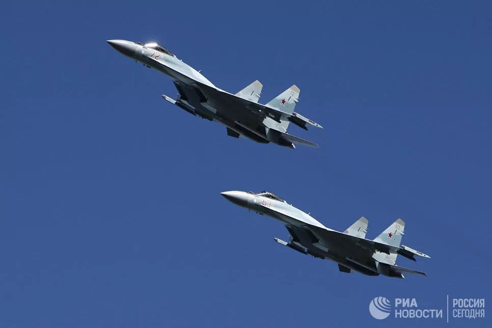 俄方宣布俄中签订海陆空三项新武器购买合同